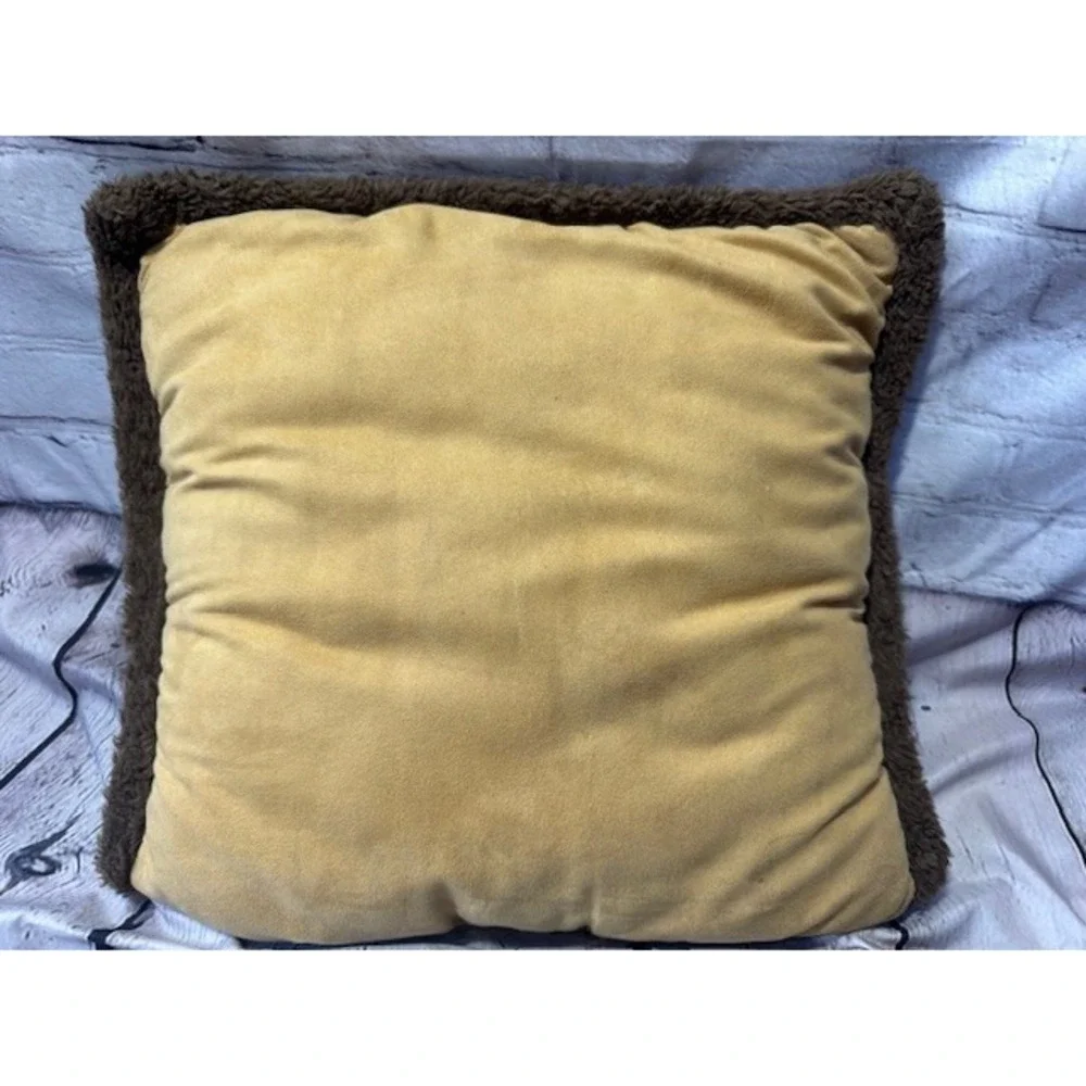 Woolrich Big Bear Camp Outdoor Adventures‎ Decorative Kids Pillow 19